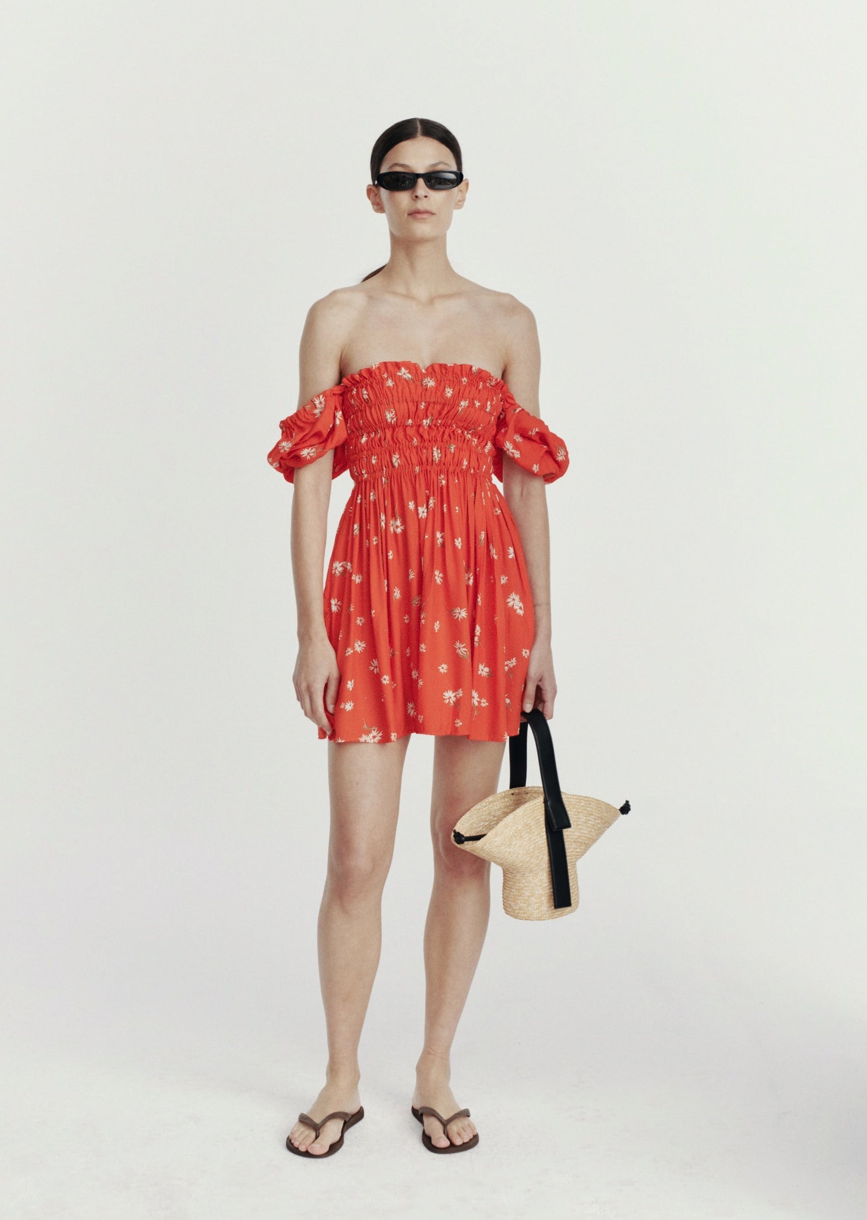 VIDA RED DAISY LECOLLET