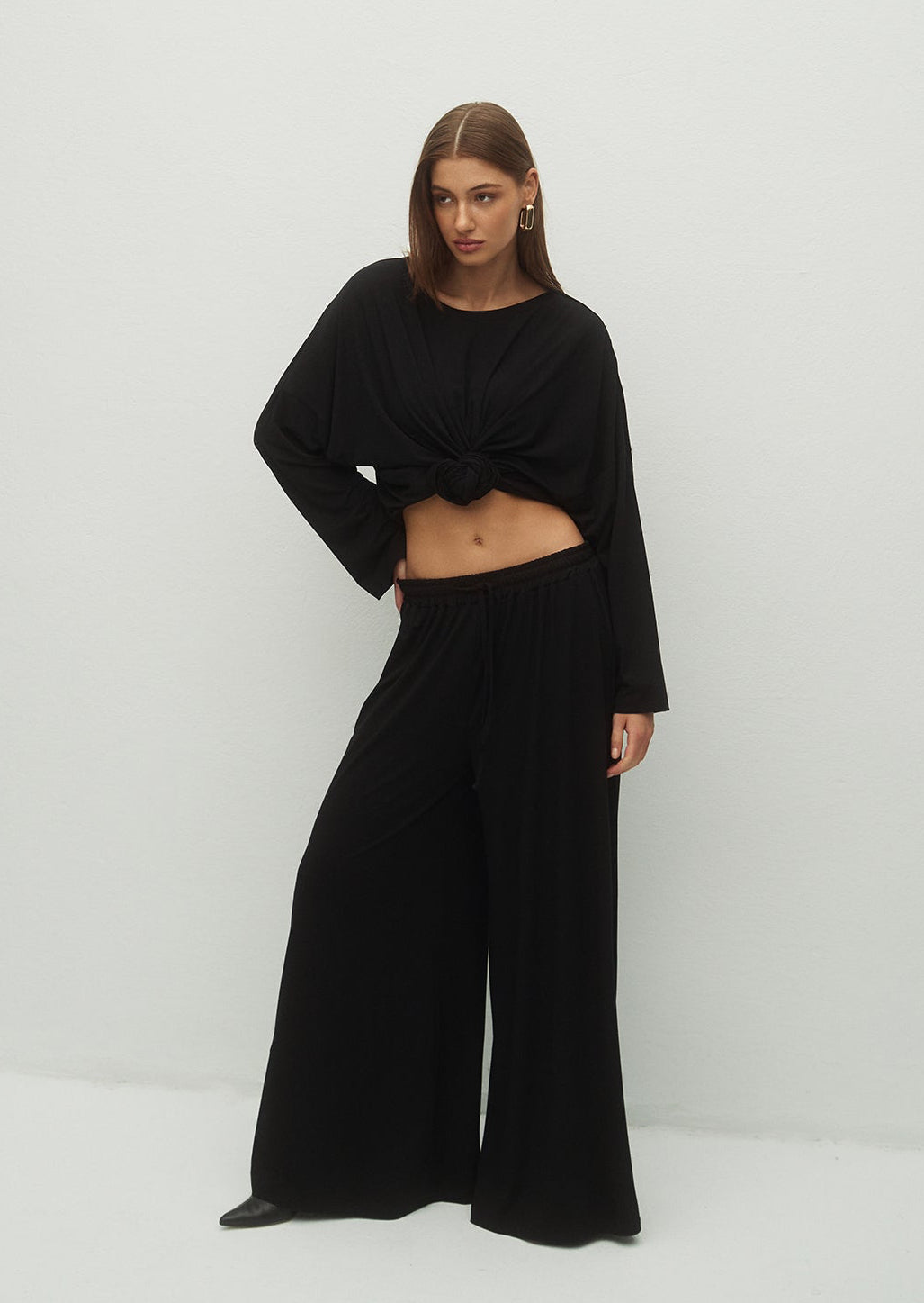 TONIA LONGSLEEVE BAMBOO BLACK LECOLLET