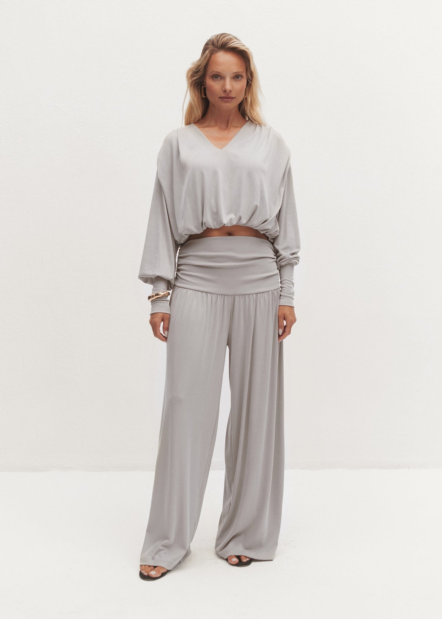 SPODNIE NORE LIGHT GREY LECOLLET