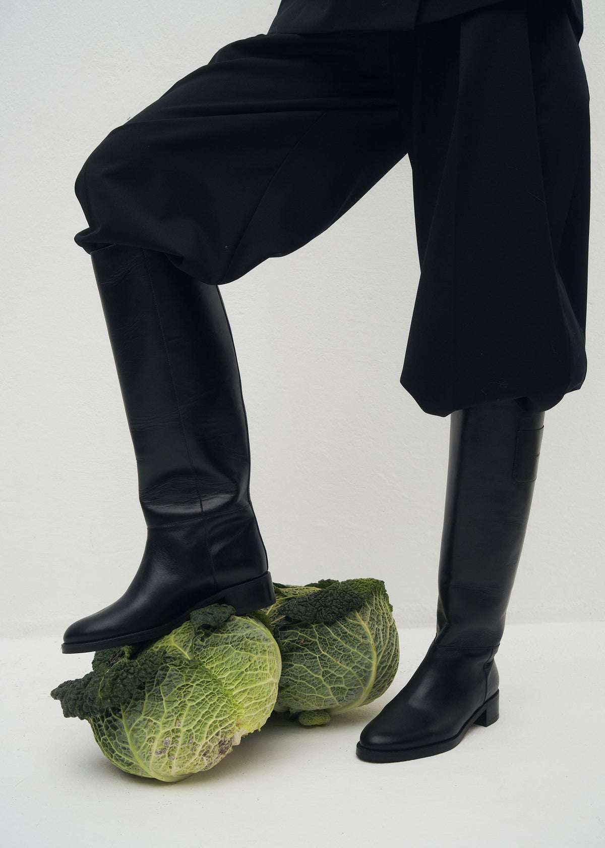 TARDA BLACK RIDING BOOTS